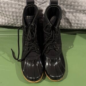 Bass Black and Brown Winter Boots